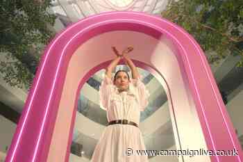 Very spot turns airport into catwalk for flight to 'Haus of flamingo'