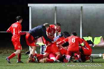 Ooidonck Leerne neemt optie op titel na zege in topper tegen Bevere: “Droomverhaal voor ploeg die voor bierbonnetjes speelt”