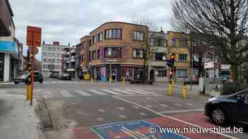 Fietsers mogen in de Onze-Lieve-Vrouwstraat rechts door rood: "De grotere variatie aan fietsen worden een uitdaging in de stad"