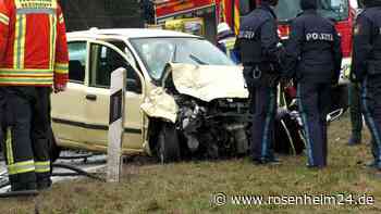 Drama beim begleiteten Fahren: Sohn (17) bei Frontalcrash schwer verletzt - Mutter stirbt