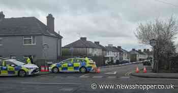 Police and bomb squad block residential road in Dartford - recap