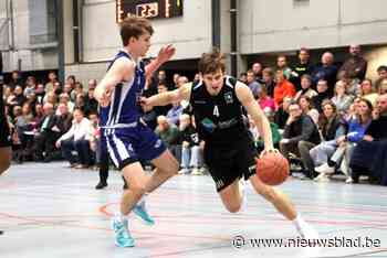 Jasper Unal schippert tussen Aalst en Falco Gent: “Zaterdag zoek ik na de match meteen op wat Okapi gedaan heeft”