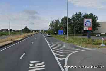 Ongeval tussen vrachtwagen en auto ter hoogte van supermarkt: “Omstandigheden onderzocht”