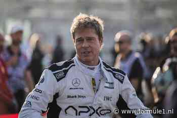 F1-test Brad Pitt onder begeleiding van Lewis Hamilton
