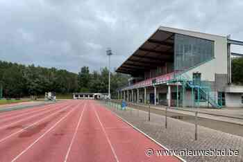 Atletiekclub, scholen en verenigingen hopen op gemeente voor ‘redding’ tribunegebouw atletiekstadion
