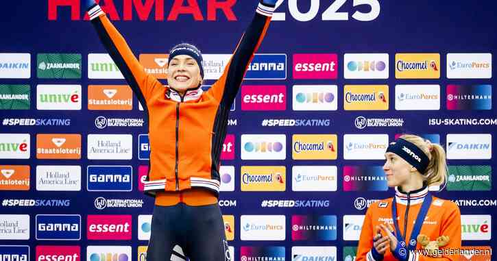 Joy Beune pakt wereldtitel na zinderende strijd op 3 kilometer, zilver voor Beau Snellink bij Noors feestje op 5000 meter