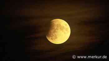 Mondfinsternis heute früh: Vollmond tritt jetzt in den Kernschatten der Erde ein