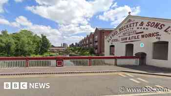 Bailing boat at heart of River Don art exhibition