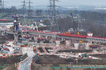 HS2 should not re-negotiate contracts, says Balfour Beatty boss