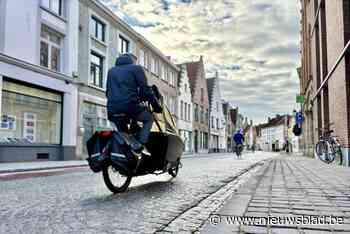 Ezelstraat opnieuw open voor verkeer: “Dank en respect voor de arbeiders”