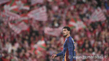 Roma eliminata dall'Europa League per l'espulsione di Hummels: le reazioni sui social