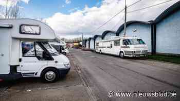 Nog altijd geen duidelijkheid over degelijke parkeerplaats voor mobilhomes in Mechelen: “Een schande voor een stad van onze omvang”