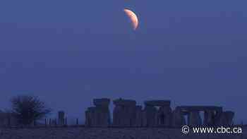 IN PHOTOS | See rare 'blood moon' during total lunar eclipse