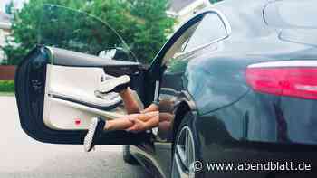 Maskierter Mann zieht Mädchen (10) in Auto – Kind kann flüchten