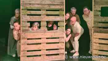 Nieuwe voorstelling Theater De Moedertaal gaat in première: “Met de grootste cast in lange tijd”