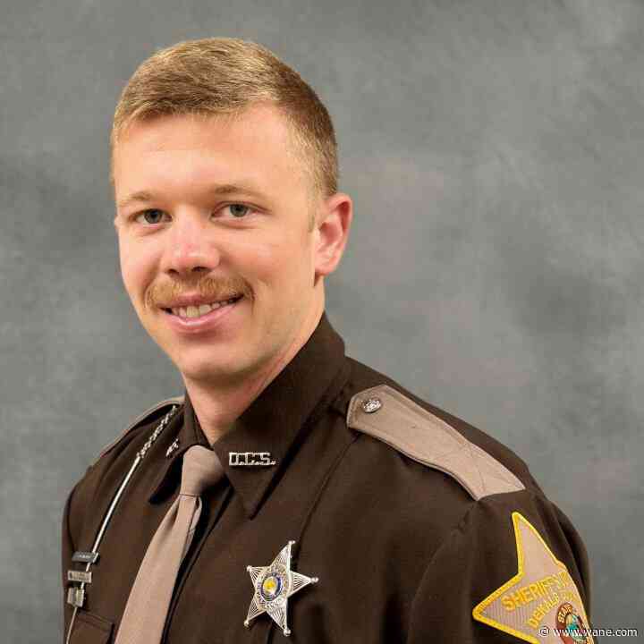Off-duty sheriff's deputy, school resource officer charged with rape