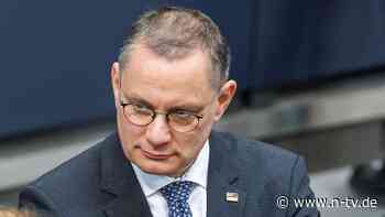 Linke beklagt "verpasste Chance": AfD kritisiert Finanzpaket als "Raub" am Steuerzahler