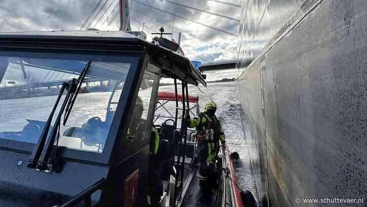 Rookvergiftiging op tankschip in Neuss