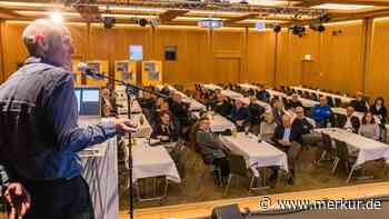 Sturzflutrisikomanagement für Tegernsee Süd: Reges Interesse der Bürger bei Infoabend