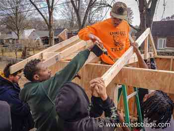 Start residential remodeling students give back to the district