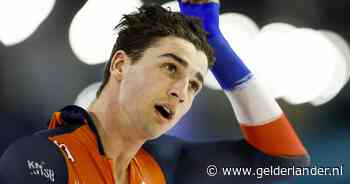 Jenning de Boo doet het! Nederlander klopt superman Jordan Stolz op 500 meter en pakt goud: ‘Dit is echt bizar’