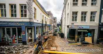 Boekhandel Hijman Ongerijmd gaat zaterdag weer open na megabrand: ‘We zijn ongelooflijk blij’