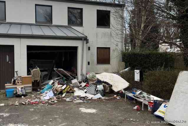 Sluikstorters laten hoop afval achter in wijk Houtem: “Te weinig sociale controle”