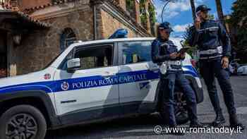 Due anziani si perdono in città: la polizia locale li salva e li riporta a casa