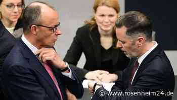 „Vollständige Kapitulation vor den Grünen“: Heftige Kritik an Merz nach Schulden-Deal