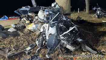Horror-Crash mit 220 km/h: Audi in zwei Teile zerrissen – Fahrer (†41) sofort tot