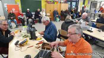 Raak zoekt weer kaduke toestellen om te herstellen tijdens repair café