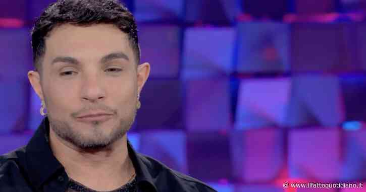 “Ho odiato mio padre ma dopo ho scoperto la verità. Oggi che non c’è più, vorrei dirgli qualcosa di brutto, poi abbracciarlo”: Marco Carta a Verissimo