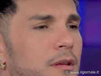 "L'ho odiato, poi ho scoperto che...". Il cantante in lacrime da Silvia Toffanin