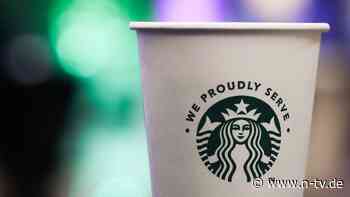 Heißer Tee lief in den Schritt: Verbrannte Genitalien: Starbucks bekommt Millionenstrafe