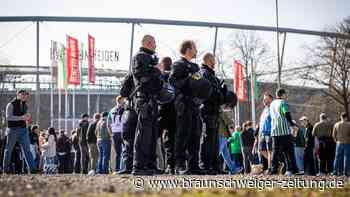 Nach Niedersachsen-Derby: CDU will personalisierte Tickets