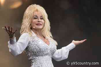 Dolly Parton Makes First Public Appearance After Husband’s Death [Pictures]