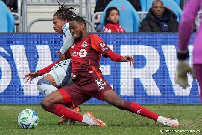 Chicago Fire rally from early deficit for a 2-1 win to spoil Toronto FC home opener