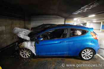 Autobrand in parkeergarage in Arnhem