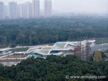 South Sanlin Station of Shanghai Airport Link  / TJAD Original Design Studio