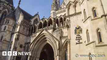 Apple encrypted data row hearing begins in secret