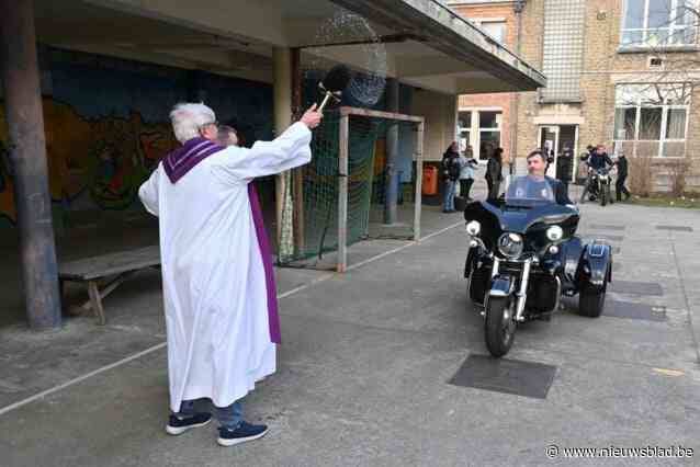 Ruim 200 motards tekenen present op 38ste motorzegening KMAC