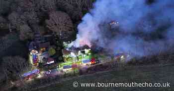 Huge fire 'completely destroyed' thatched cottage