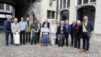 Drie gouden en vier diamanten echtparen vieren 390 jaar huwelijksgeluk