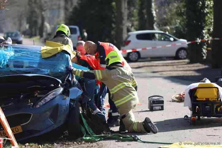 (VIDEO) Gewonden bij ernstig ongeval, automobilist na uur beknelling bevrijd