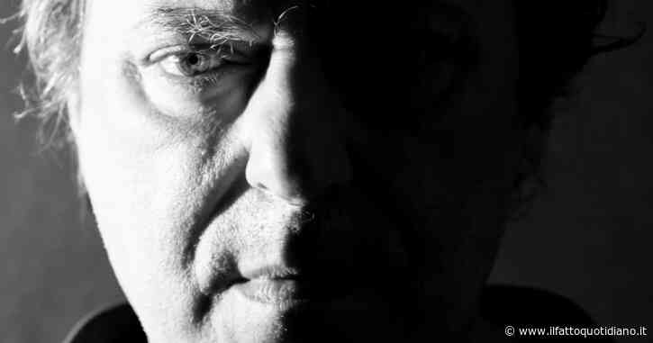 È morto Dandy Bestia – Fabio Testoni, il cofondatore e chitarrista degli Skiantos aveva 72 anni: “I suoi riff, le sue composizioni ci mancheranno”