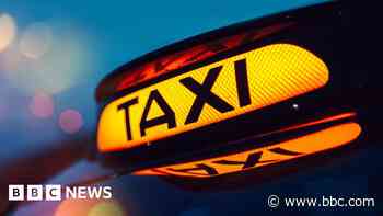 'Disgraceful' drunk to pay attacked taxi driver £1k