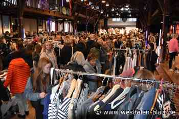 800 Mädels bei erstem Frauen-Flohmarkt