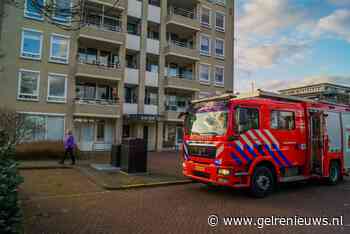 Omstanders bellen brandweer na rook bij het balkon