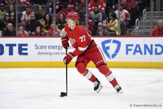 Recently acquired Mrazek earns first shutout of season as Red Wings blank Knights 3-0