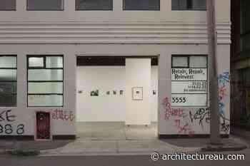 Exhibiting architecture on the street